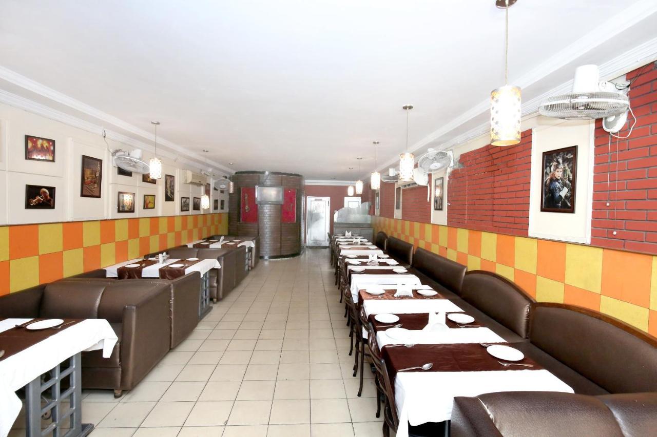 Oyo 9243 Trumpets Hotel Amritsar Extérieur photo