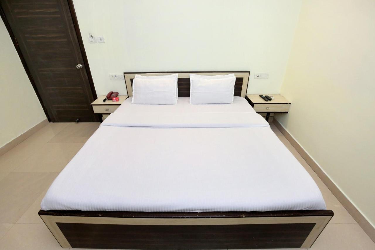 Oyo 9243 Trumpets Hotel Amritsar Extérieur photo