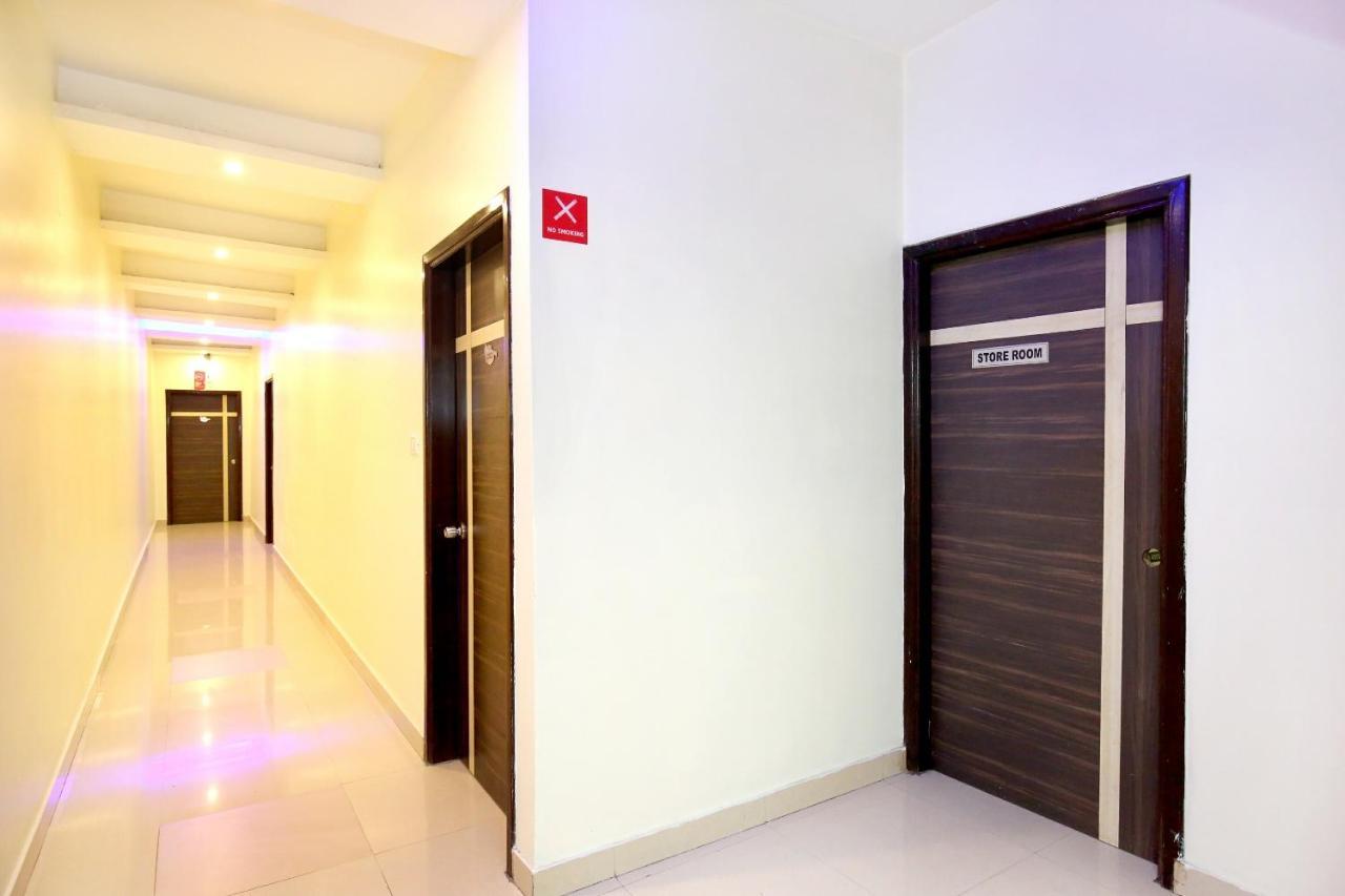 Oyo 9243 Trumpets Hotel Amritsar Extérieur photo