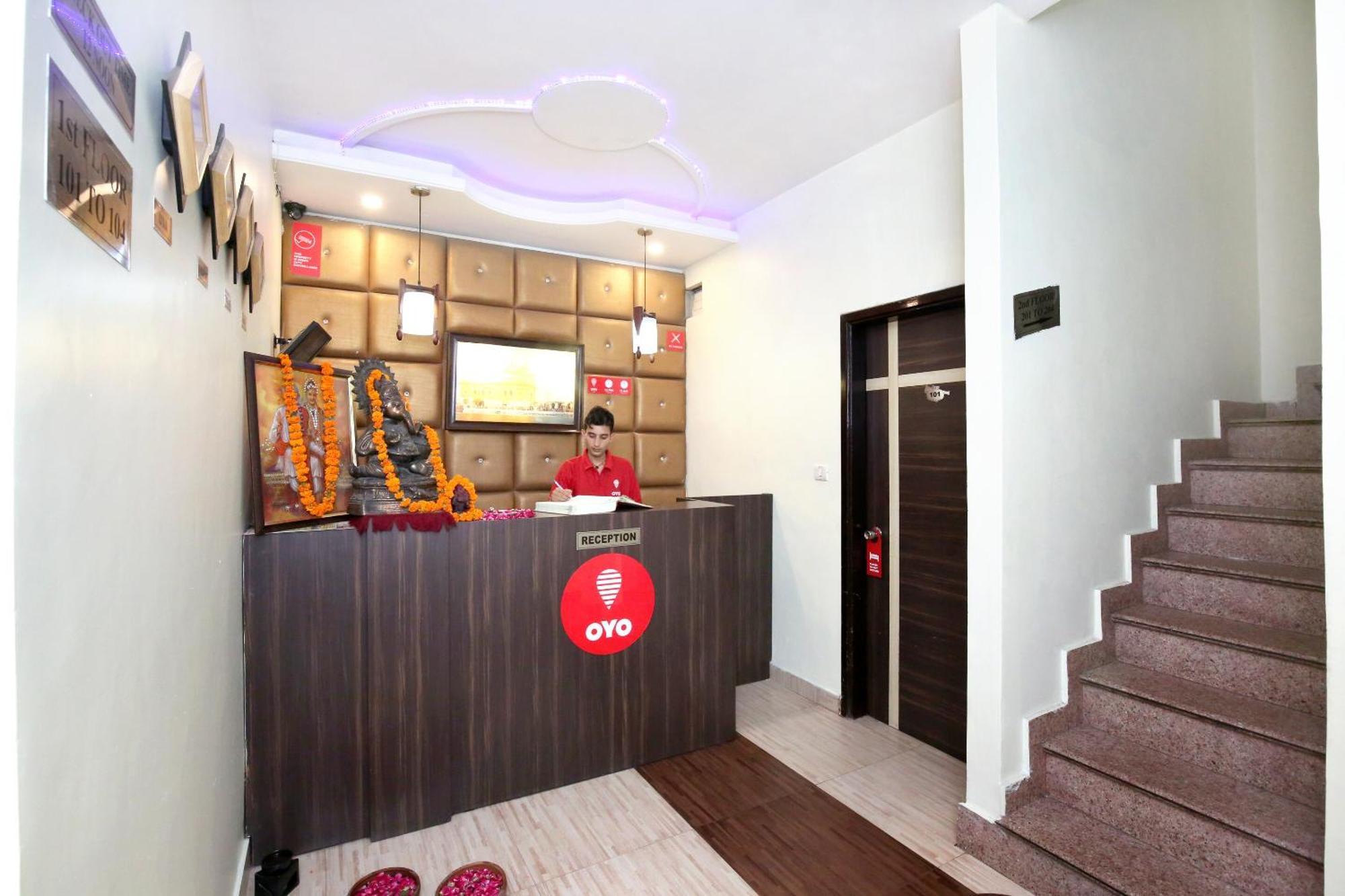 Oyo 9243 Trumpets Hotel Amritsar Extérieur photo
