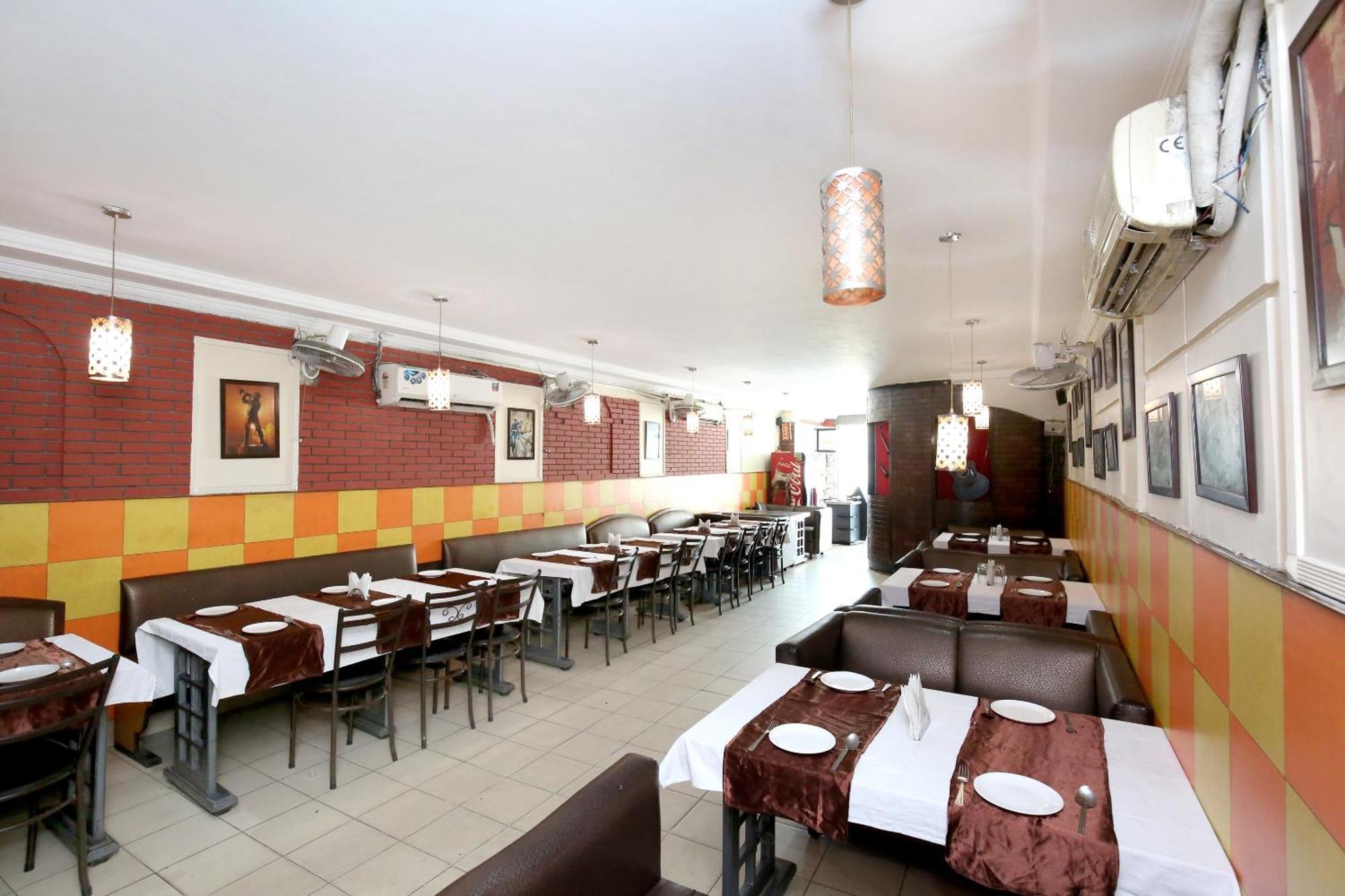 Oyo 9243 Trumpets Hotel Amritsar Extérieur photo